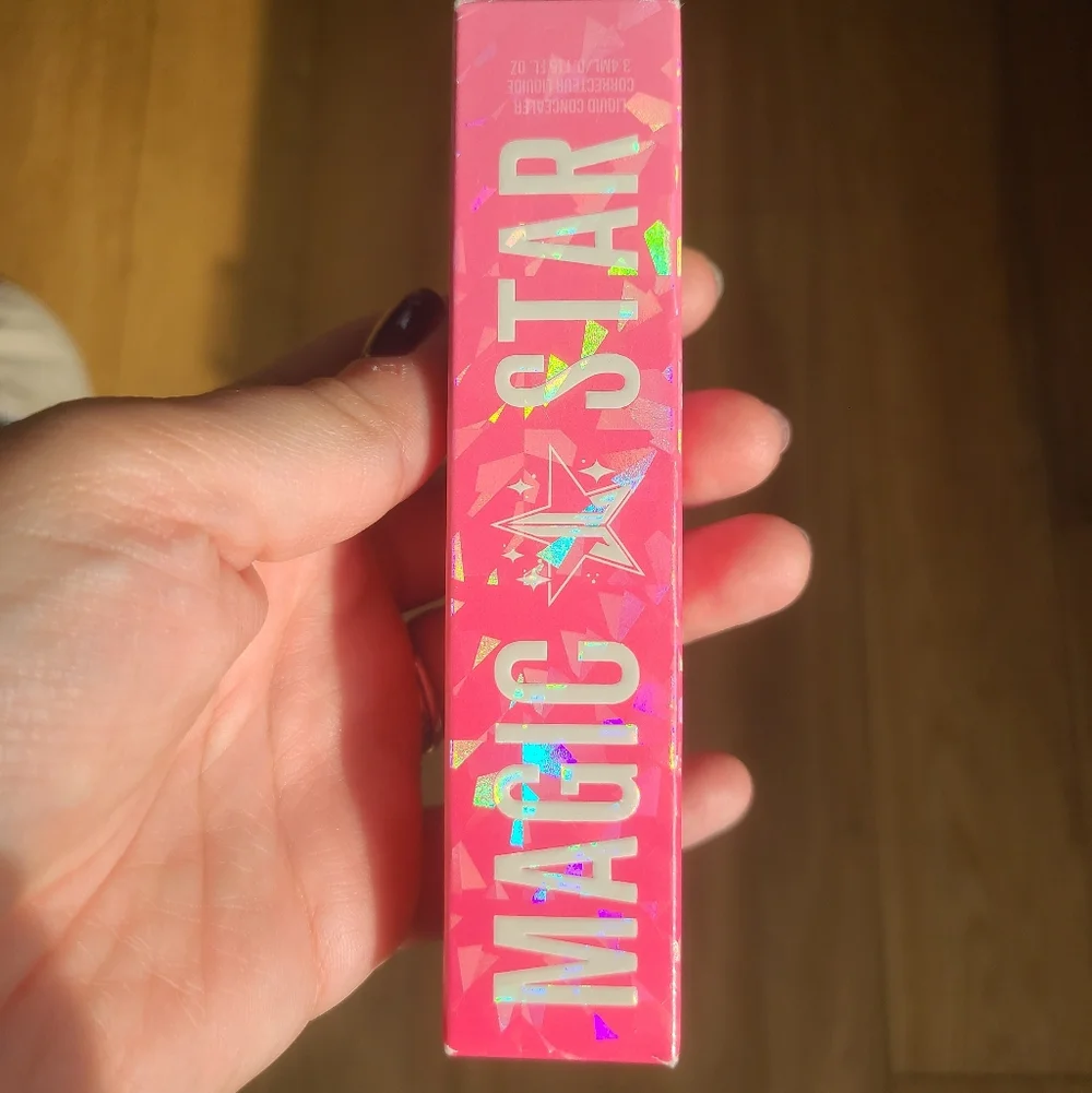 Jeffree Star "Magic Star" Color Corrector Liquid Concealer, NIB - Picture 2 of 3